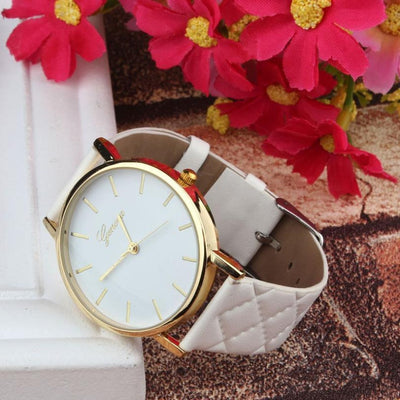 Reloj Cuarzo con Cuero de Lujo
